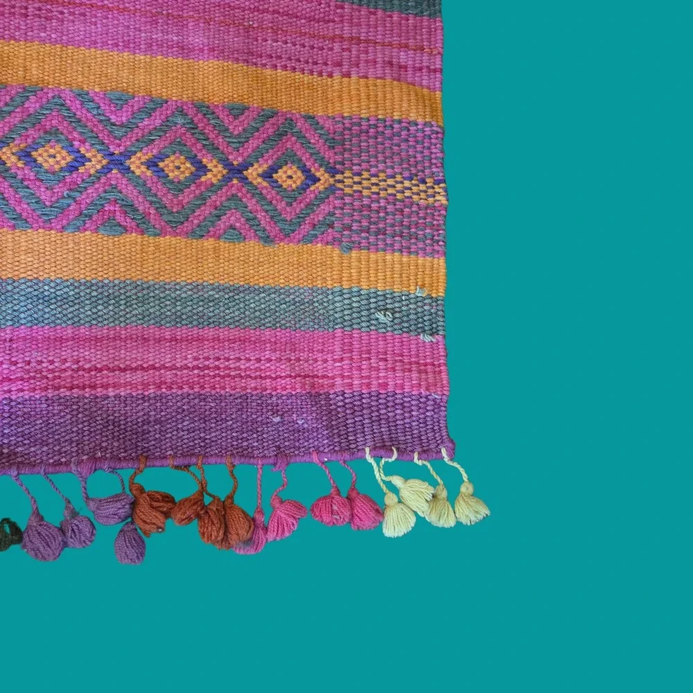 Vtg Handwoven Wool Kilim Rug Geometric Southwestern Boho Tassels Boho 4'x 6' - Picture 8 of 9